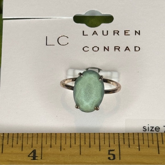 Lauren Conrad Rose Gold Tone Blue Stone Ring Size 7 only - Picture 4 of 7